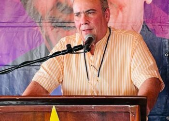 PLD insiste en criticar al Gobierno y advierte Danilo Medina es su mejor activo