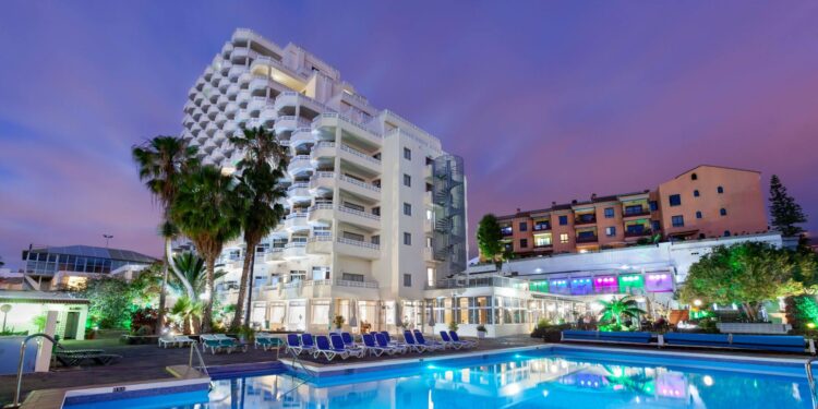 CardNET Implementa Plataforma de Gestión Hotelera de Ultima Generacion