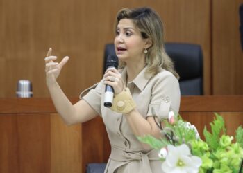 Rosalba Ramos insiste en la necesidad de eliminar la violencia de género