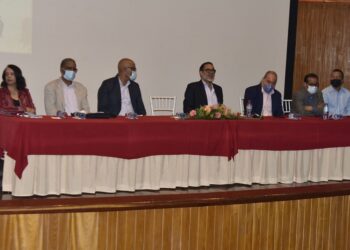 Celebran encuentro regional de escritores y profesores de literatura