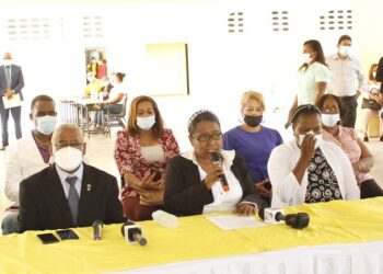 Profesores de primaria SDE agradecen al presidente igualación salarial