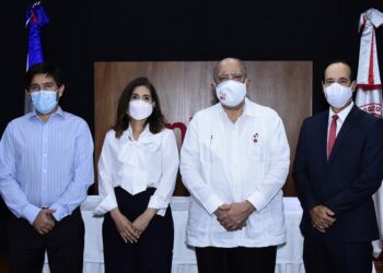 Pueblo Viejo e INTEC crean programa de becas para el Doctorado en Ciencias Ambientales