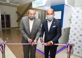 Seguros Reservas facilitará la adquisición de fianzas ambientales en la sede de Medio Ambiente