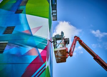 Torre de Control del Aeropuerto de Punta Cana se convierte en obra de arte