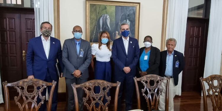 Presidente Abinader ordena estudio sobre contaminación de Punta Catalina