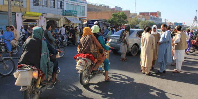 Talibán promete Gobierno inclusivo en Afganistán