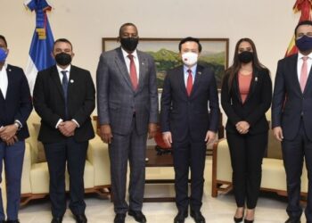 Embajada de China realiza donación al Hospital Ney Arias Lora