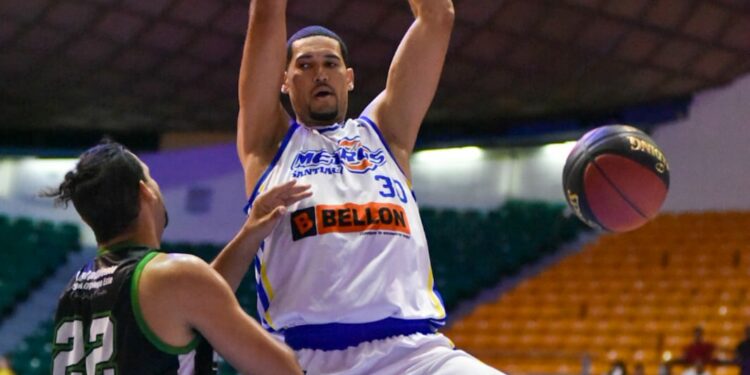 Baloncesto: Metros se consolidan en la primera posición; Leones también ganan