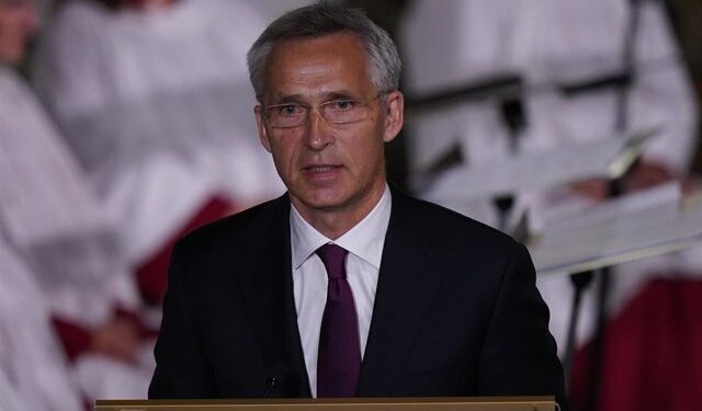 La OTAN advierte a los talibán de que no serán reconocidos por la comunidad internacional