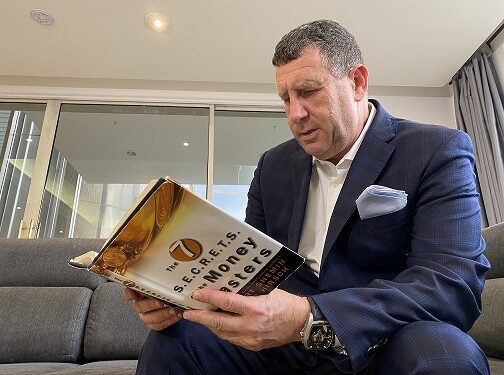 Robert Shemin nos regala los secretos para ganar dinero