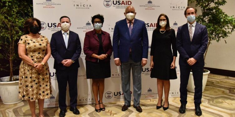 El proyecto que llena las expectativas del ministro de Educación