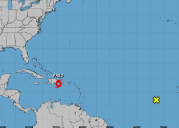 Fred moviéndose bien cerca de la ciudad de Santo Domingo