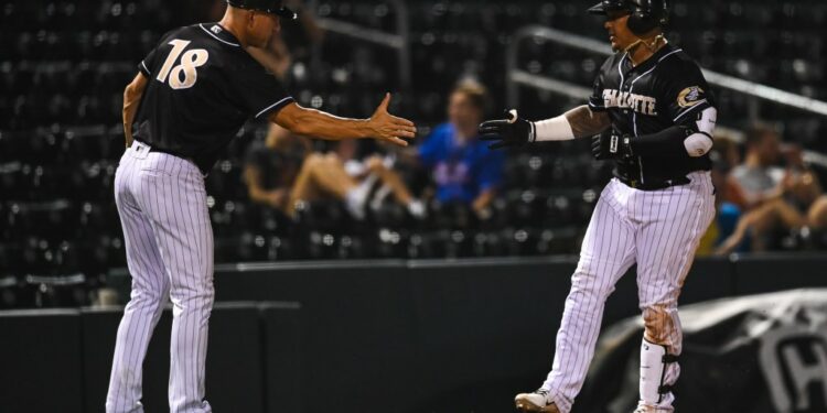 Yermín Mercedes batea de 6-5 y conecta dos jonrones en liga menores