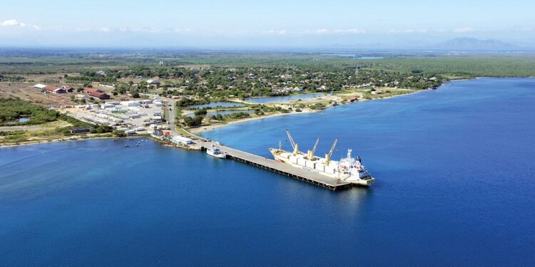 Urgen al presidente  Abinader a asumir demandas críticas  de comunitarios de Manzanillo