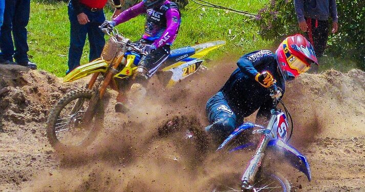 Manny Mora mantiene dominio motocross en RD