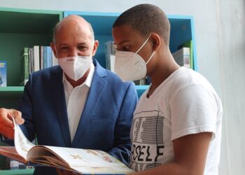 CTC naugura sala digital en línea T3 del Teleférico de Santo Domingo