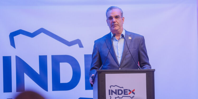 Presidente Abinader revela que el país recibió 872 millones de dólares en remesas en agosto