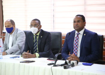 Diputados entrevistaron aspirantes a miembro de PROCOMPETENCIA