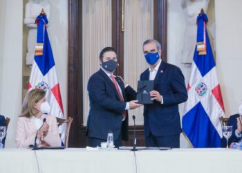 Abinader presenta Estrategia Nacional de Competitividad