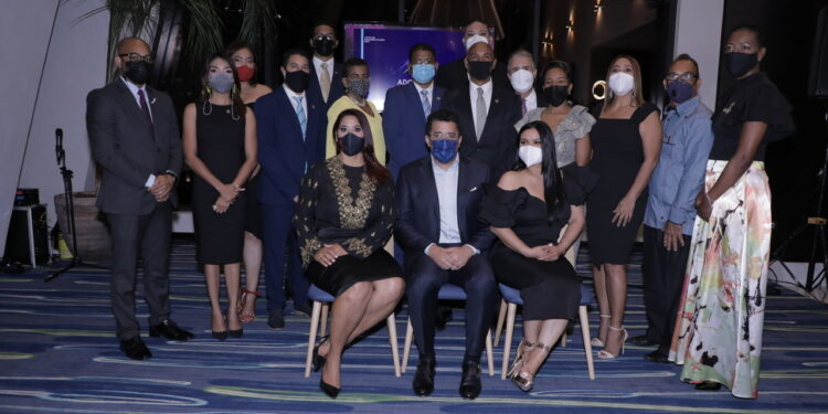 Adompretur juramenta su junta directiva 2021-2023