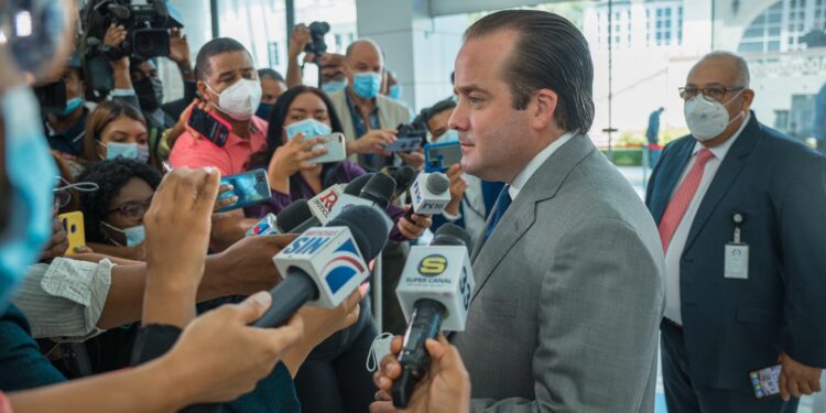 Ministro Paliza: “Gobierno dirigirá Consejo de Ministros desde la Gran Manzana”