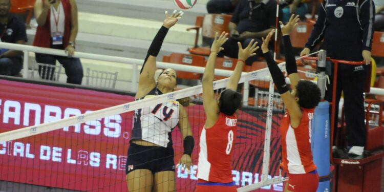 Reinas del Caribe dominan con facilidad sexteto de Cuba