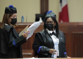 Orden de conducencia a tres testigos por no asistir al juicio por agresión a Yocairi Amarante