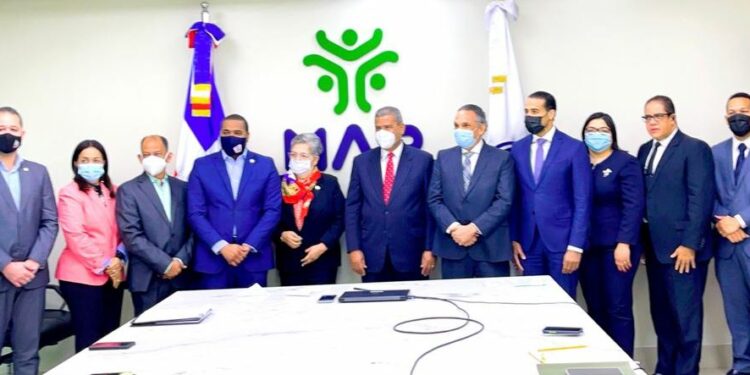 PLD se reúne con el MAP para acordar proceso de pago a desvinculados