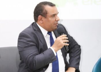 Director CNE asegura nueva legislación permitirá a terceros venta electricidad