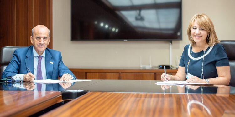 Acuerdo busca elevar el nivel de los ejecutivos de las organizaciones financieras.