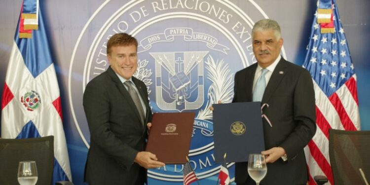 Califican de complaciente acuerdo de extradición entre RD y Estados Unidos