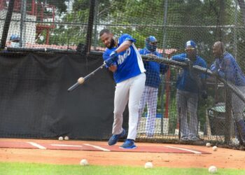Licey convoca más de 100 jugadores a sus entrenamientos