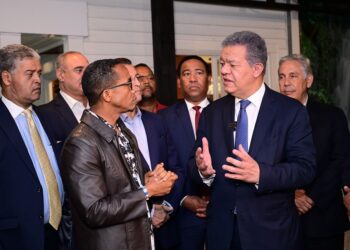 Tras resolución de la JCE Leonel defiende proceso desarrolla la Fuerza del Pueblo