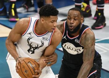 Los jugadores de la NBA no vacunados perderán parte de su salario