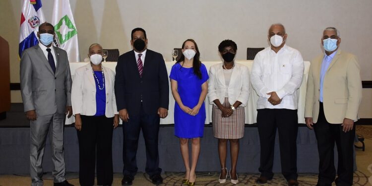 Abordan en seminario reforma de la ley de Compras y Contrataciones