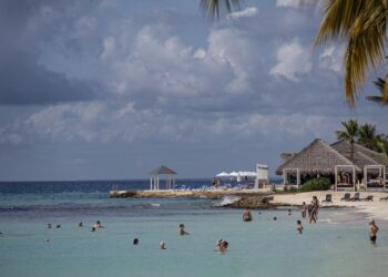 Destacan crecimiento del crédito bancario al sector turismo