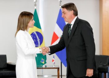 Bolsonaro promulga acuerdo con Rep. Dominicana sobre exención de visados