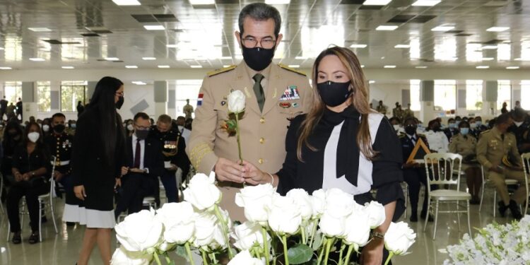 Rinden homenaje a Infante de Marina de EEUU de origen dominicano víctima acto terrorista en Kabul