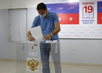 El partido de Putin va de primero y los comunistas de segundo en las legislativas rusas