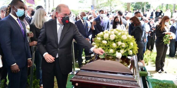 El último adiós a Reinaldo Pared Pérez