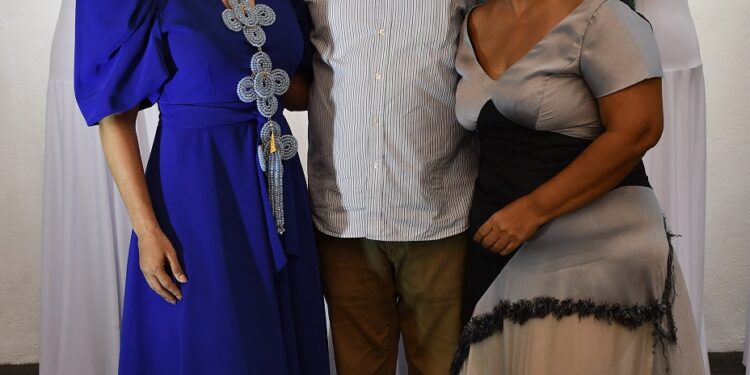 "Ciclos" de la artista Gisselle Mancebo, celebrada en Quinta Dominica.