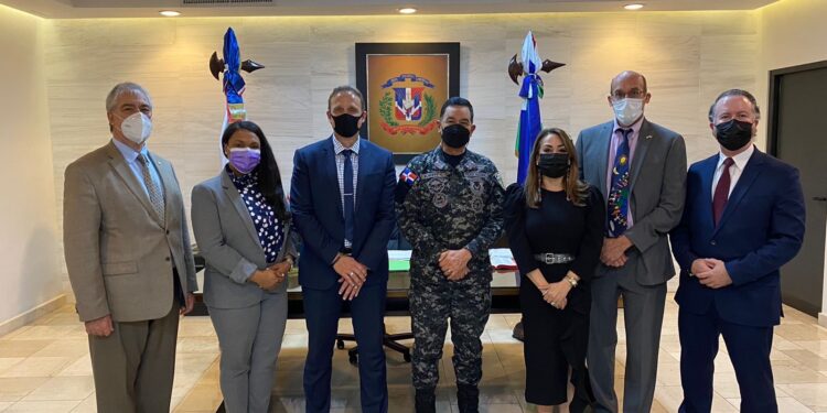 La Embajada de EEUU respalda transformación de la Policía Nacional