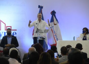 Presidente Abinader apuesta por el diálogo y la consulta