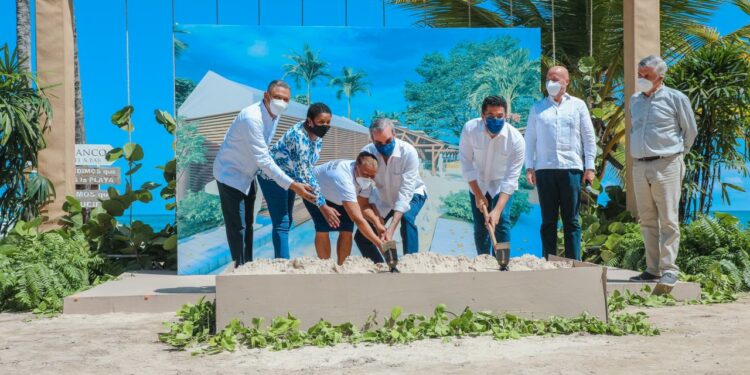 Gobierno invierte 176 millones de pesos para inicio de obras en Las Galeras, Samaná