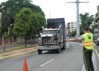 DIGESETT habilita contraflujo en las avenidas Colombia y Jacobo Majluta