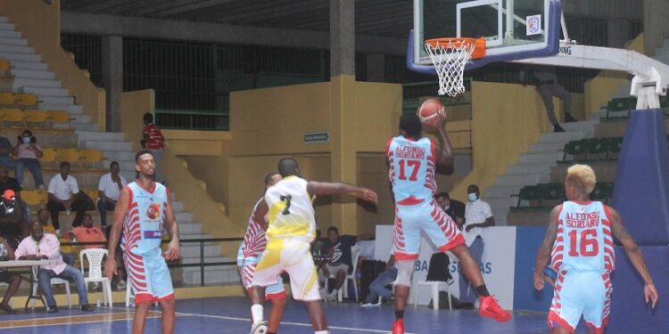 Se definen clasificados a semifinal en basket superior de San Pedro de Macorís
