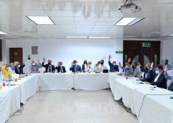 Pediatras: Hay que esperar avances en investigaciones  antes de inocular a infantes