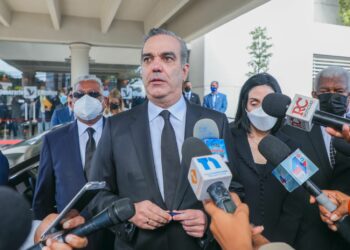 Abinader califica muerte de Leslie Rosado como acto de salvajismo