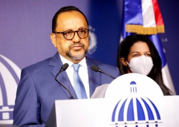 Gobierno aclara tribunales no han revocado resolución de Salud Pública