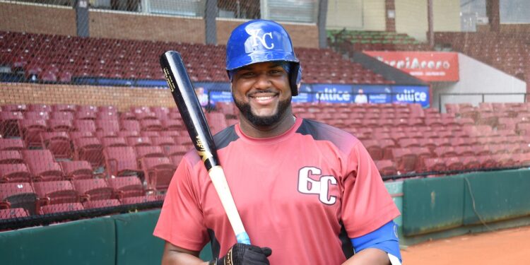 Se integra Hanser Alberto y Abiatal Avelino a las prácticas del Club